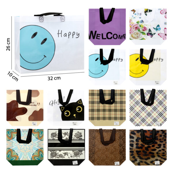 BOLSA CON ASAS, DISEÑOS SURTIDOS - 32 X 26 CM